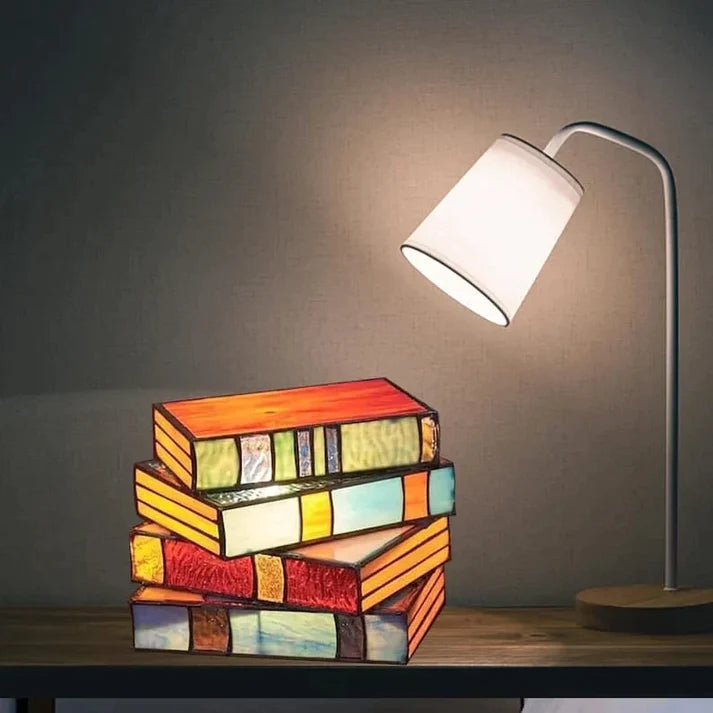 Lampe mit gestapelten Büchern - Künstlerische LED-Lampe für Heimdekoration