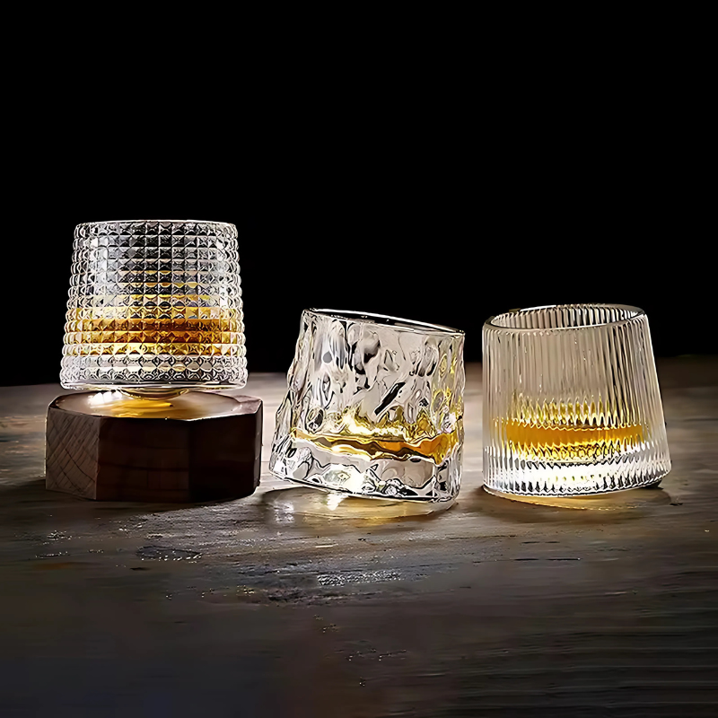 Luxus Kristall Whiskyglas – Elegantes Wellen-Design für besten Genuss