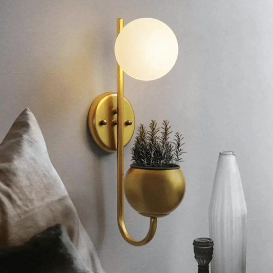 Wandlampe mit Pflanzenhalter – Moderne wandmontierte Leuchte für Ihre Inneneinrichtung